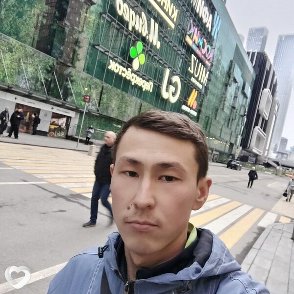 Камол, 26, Москве — анкета №2101871