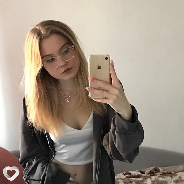 Марина, 23, Курске — анкета №2102802