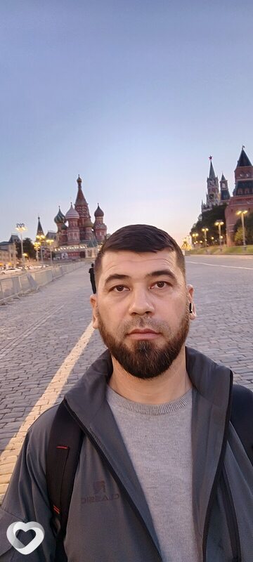 Алик, Гагарин