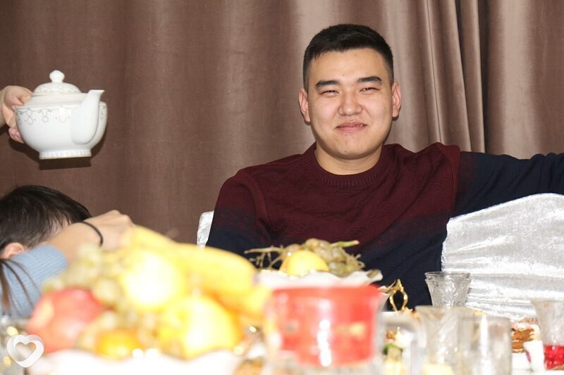 Азамат, 26, Капчагае — анкета №2102336
