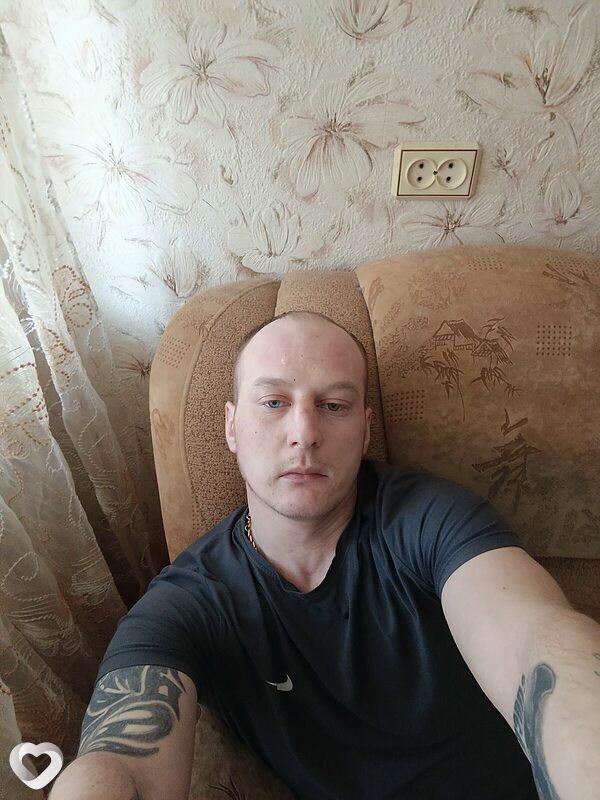 Юра, 32, Дзержинске — анкета №2103412
