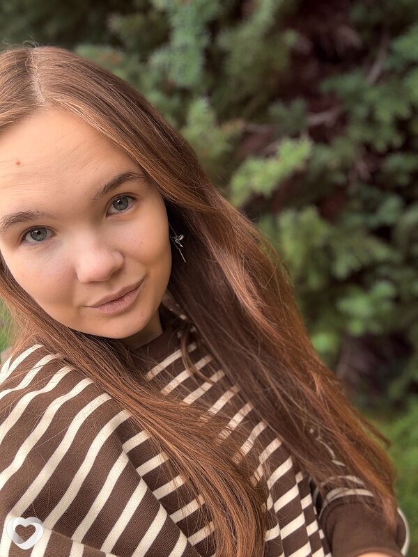 Виктория, 20, Москве — анкета №2104078