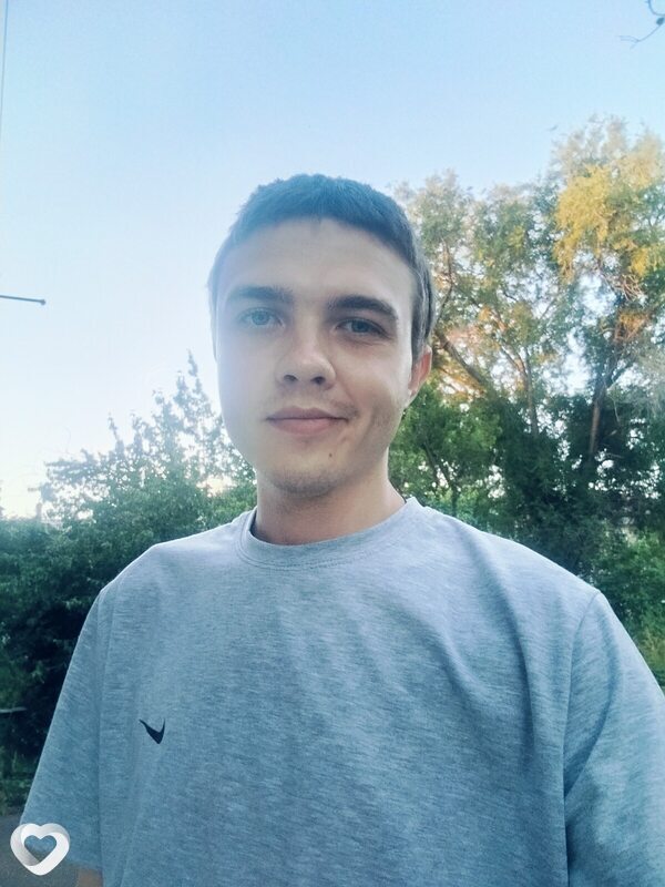 Валера, 24, Армавире — анкета №2103316