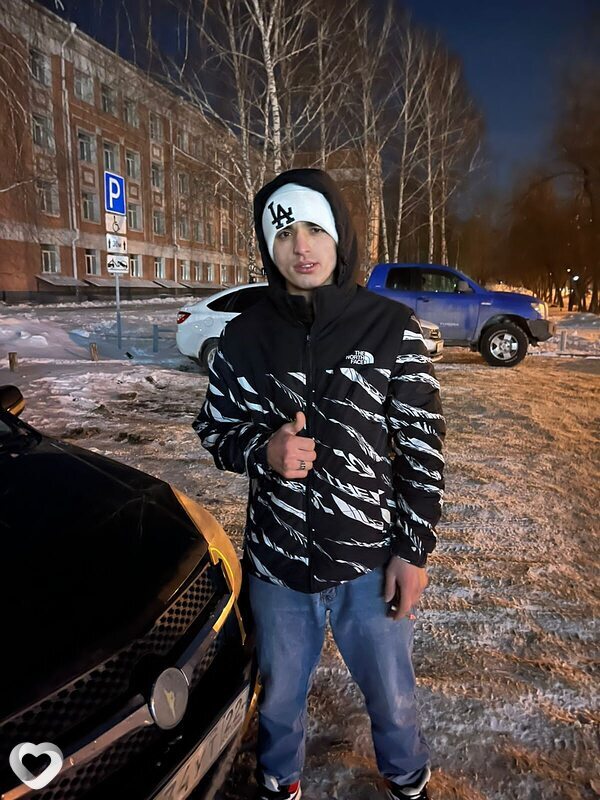 Амир, 21, Новосибирске — анкета №2104212