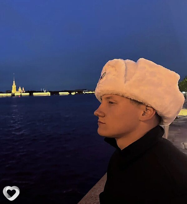Вадим, 21, Санкт-Петербурге — анкета №2104517