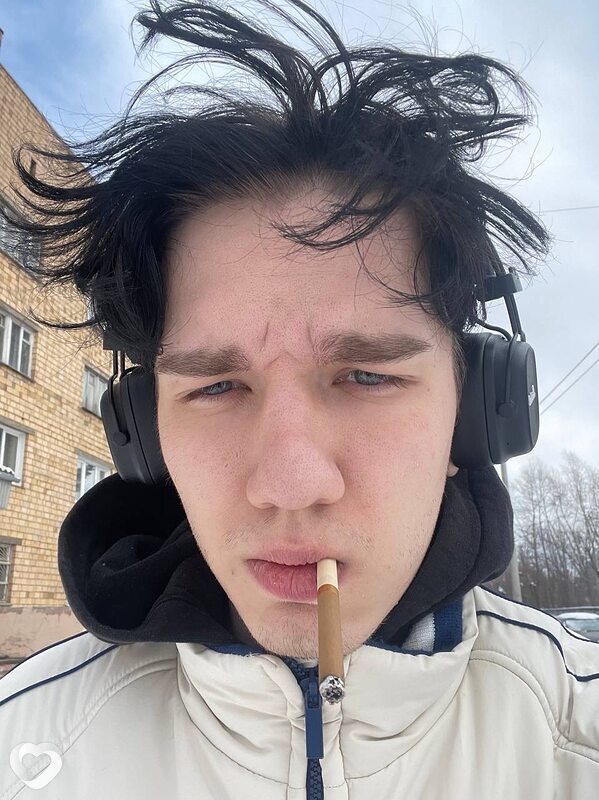 Максим, 21, Красноярске — анкета №2104622