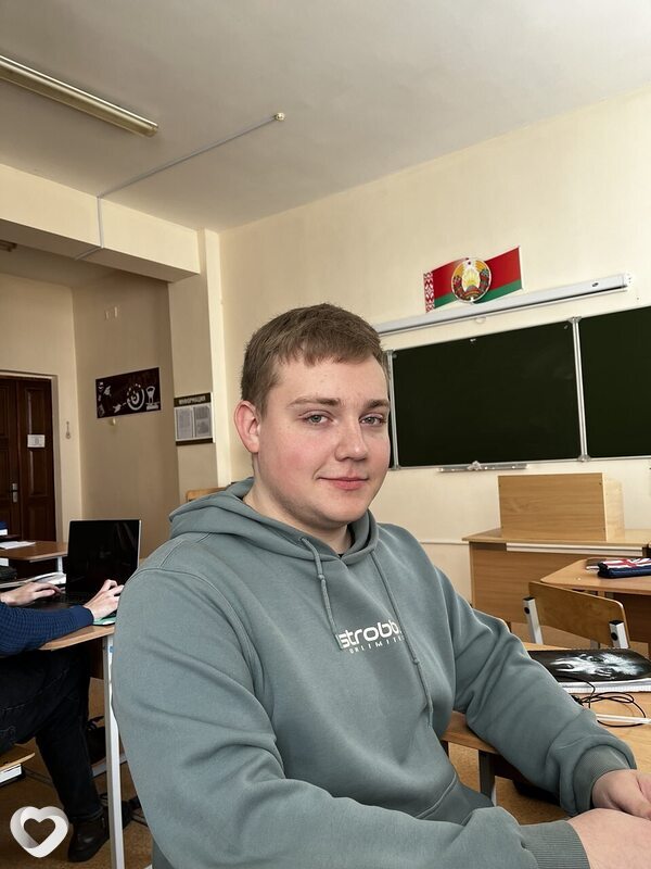 Глеб, 19, Барановичах — анкета №2104935