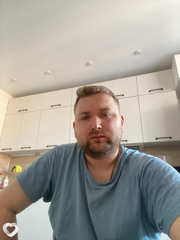 Виктор, 29, Омске — анкета №2153124
