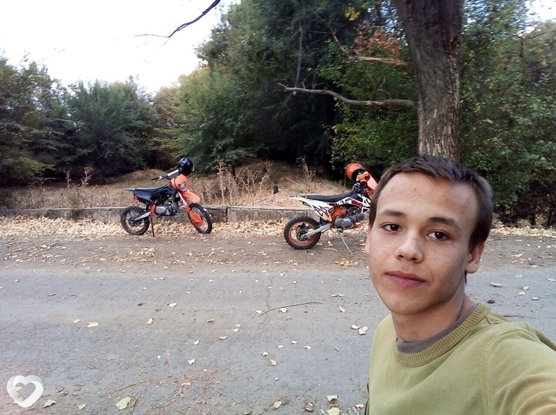 Александр, 19, Ростове-на-Дону — анкета №2152954