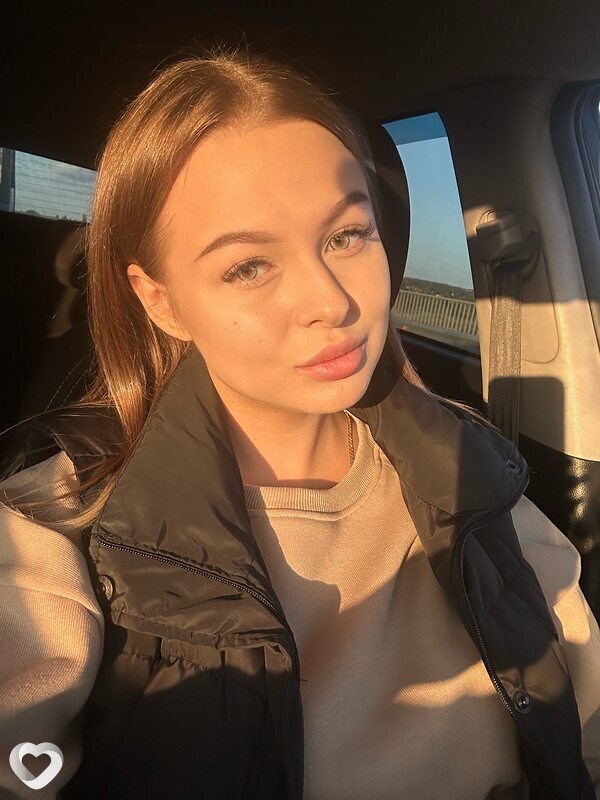 Полина, 22, Краснодаре — анкета №2105244