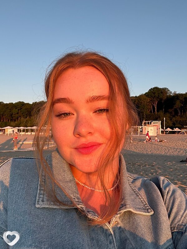 Наташа, 26, Санкт-Петербурге — анкета №2105349