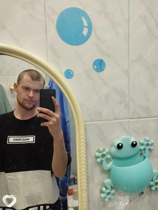 Илья, 27, Саратове — анкета №2152832