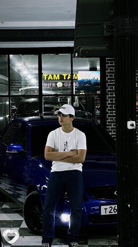 Амир, 20, Москве — анкета №2105636