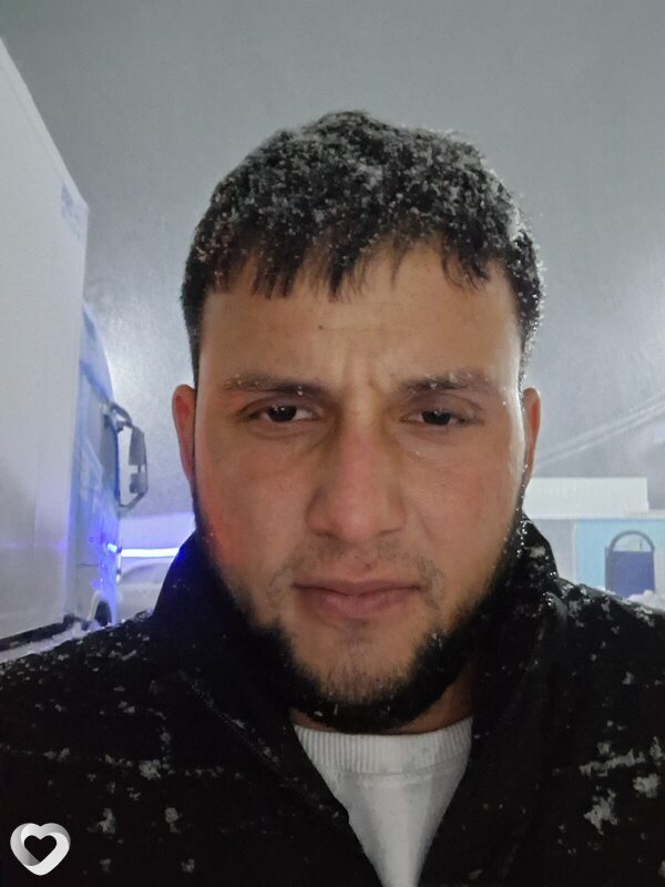 Хусен, 27, Сочи — анкета №2105896