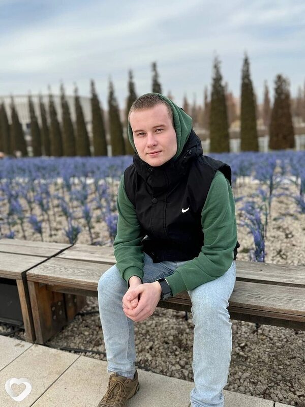 Мишутка, 23, Первоуральске — анкета №2106605
