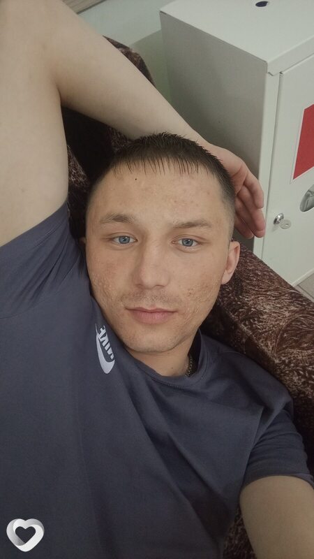 Антон, 25, Чите — анкета №2105792
