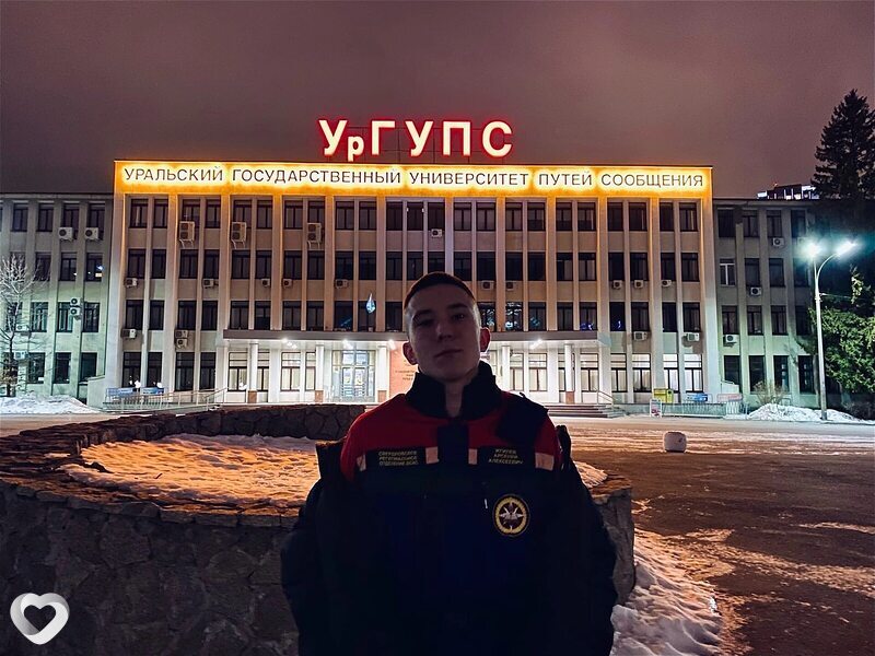 Арсений, 21, Калининграде — анкета №2153142