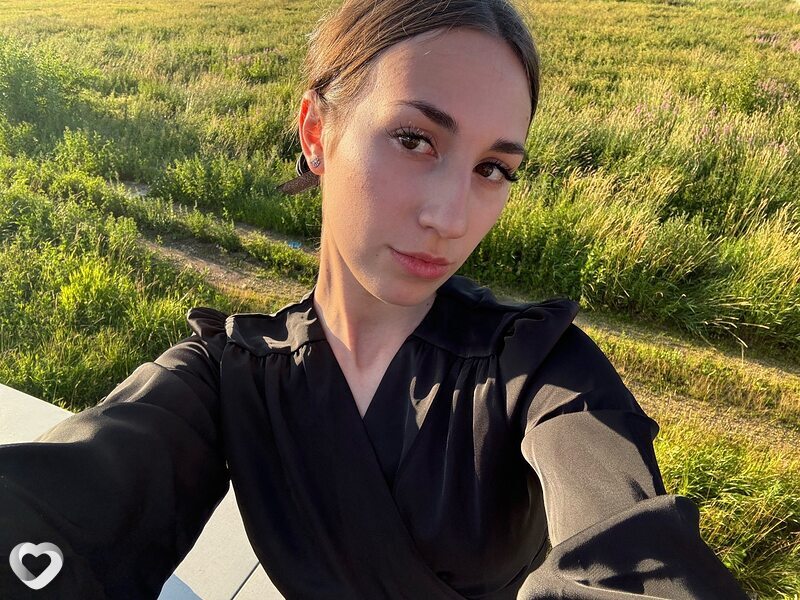 Вита, 19, Санкт-Петербурге — анкета №2107089