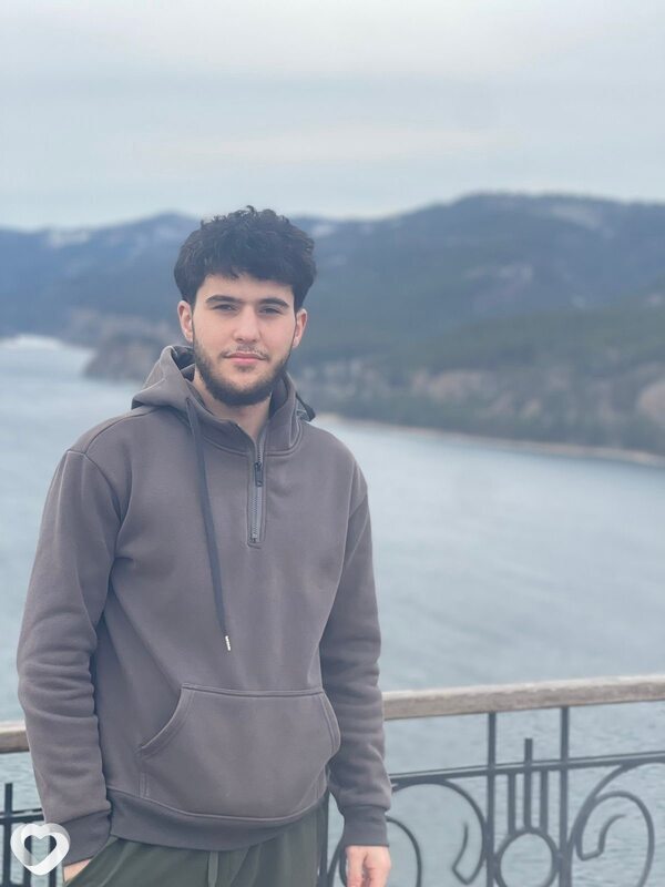 Шерзод, 19, Красноярске — анкета №2108610