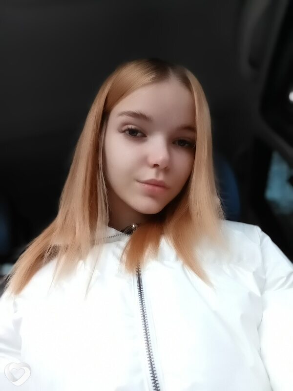 Юля, 21, Нижнем Новгороде — анкета №2108611