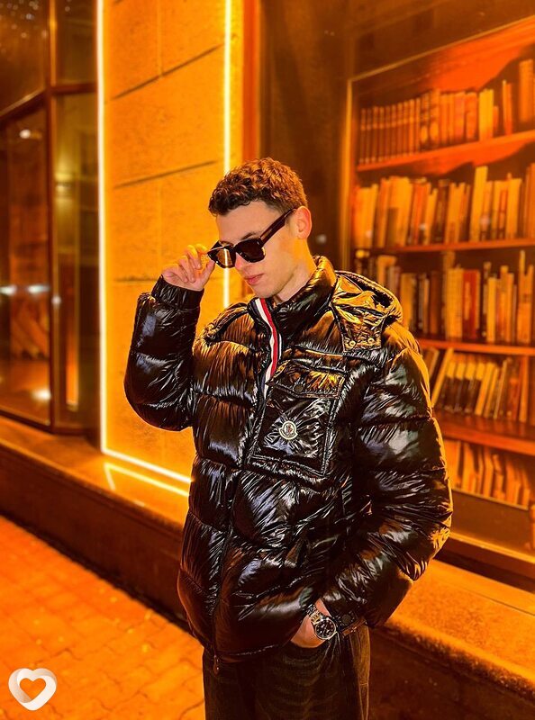 Илья, 20, Минске — анкета №2153677