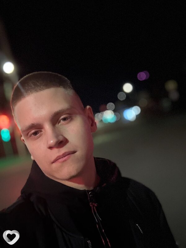 Вова, 21, Кургане — анкета №2109278