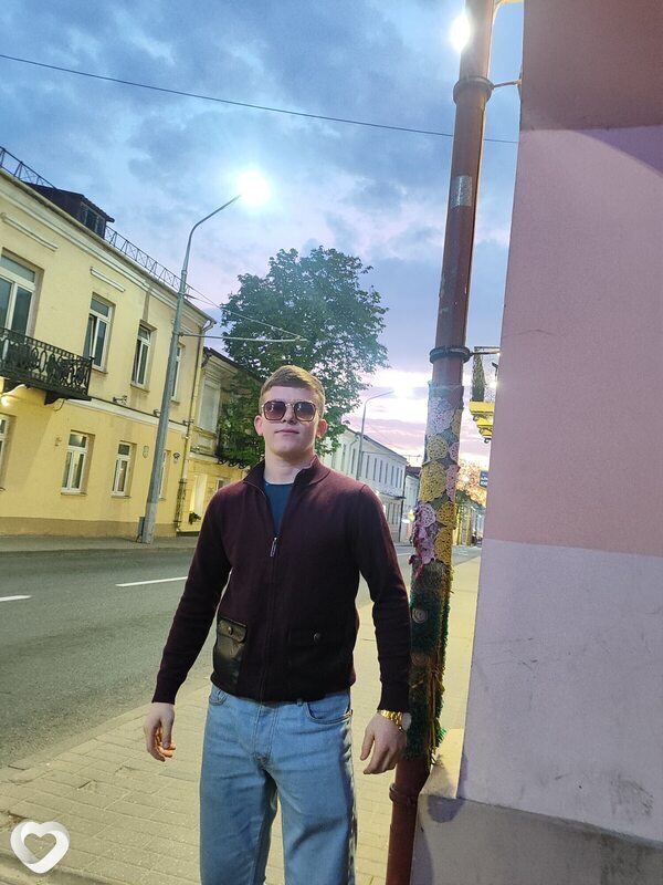 Бехруз, 21, Гродно — анкета №2109285