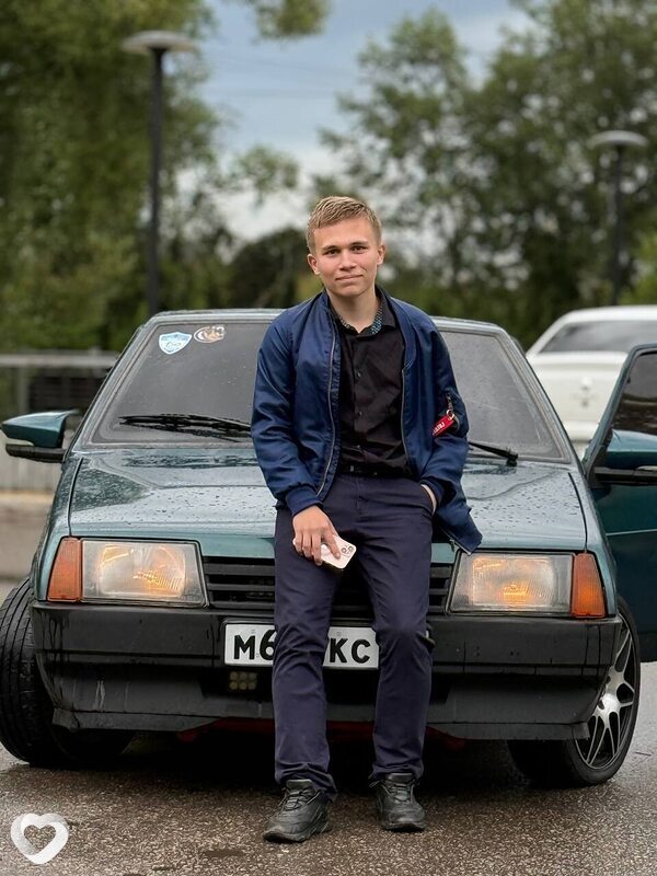 Данила, 21, Жуковском — анкета №2109480