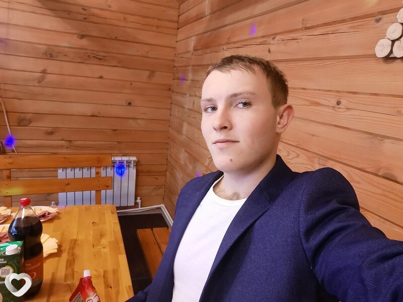Иван, 20, Барнауле — анкета №2153963