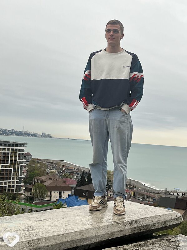 Алексей, 23, Адлер — анкета №2110677