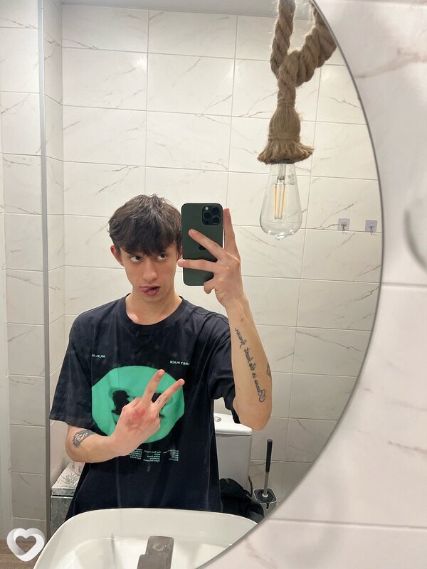 Александр, 21, Краснодаре — анкета №2110898