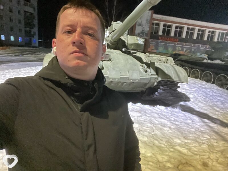 Maksim, 22, Мозыре — анкета №2111423