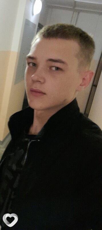 Евгений, 24, Ужуре — анкета №2154477