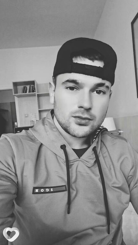 Руслан, 29, Прага — анкета №2112590