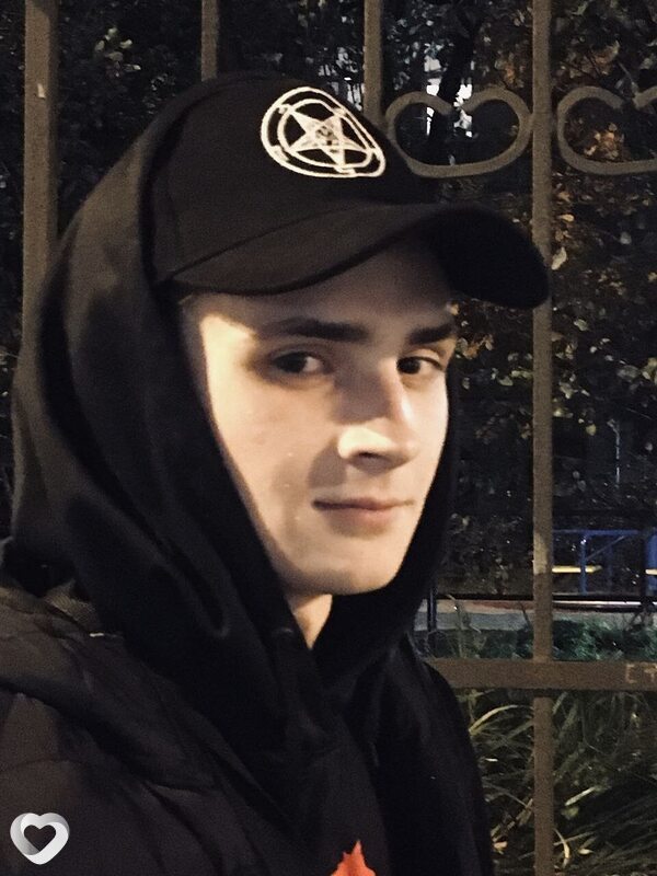 Данил, 25, Москве — анкета №2112354