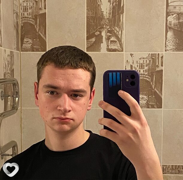 Даня, 22, Тюмени — анкета №2113356