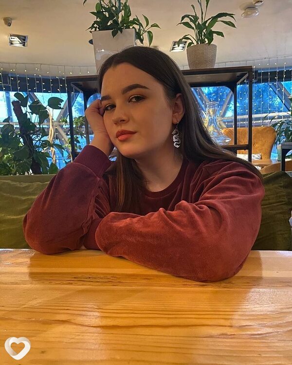 Лиза, 25, Санкт-Петербурге — анкета №2113072