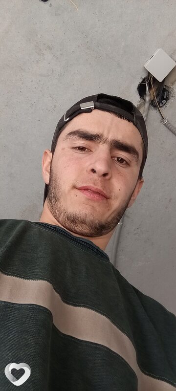 Sadriddin, 22, Челябинске — анкета №2155307