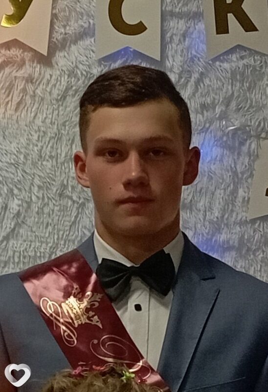 Евгений, 19, Минске — анкета №2114277