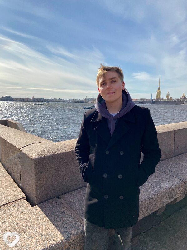 Артур, 24, Москве — анкета №2115303