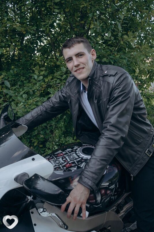 Денис, 24, Ачинске — анкета №2115393