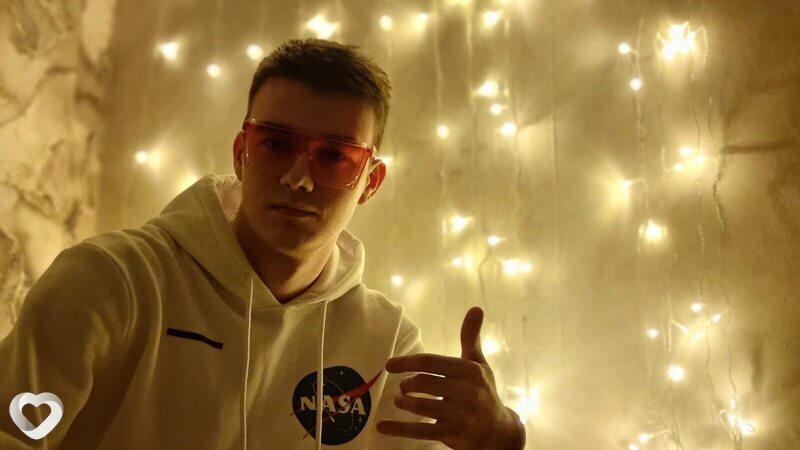 Димон, 21, Санкт-Петербурге — анкета №2115547