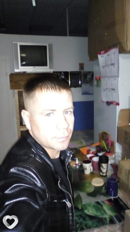 Денис, 42, Павловск (Воронежская Обл) — анкета №2115643