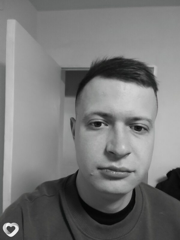 Михаил, 26, Саратове — анкета №2155275