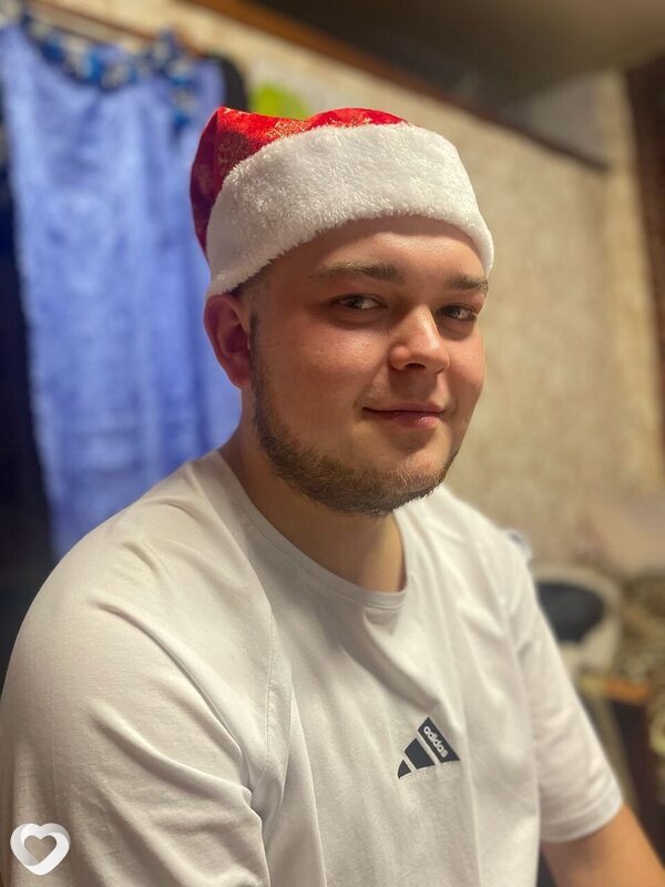Андрей, 23, Кирове — анкета №2155660