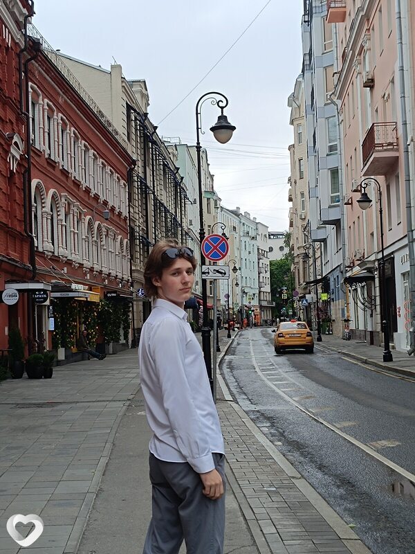 Паша, 20, Москве — анкета №2116300