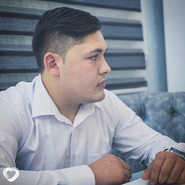 Хуршидбек, 24, Нижневартовске — анкета №2117021
