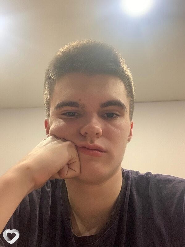 Максим, 21, Химках — анкета №2116925