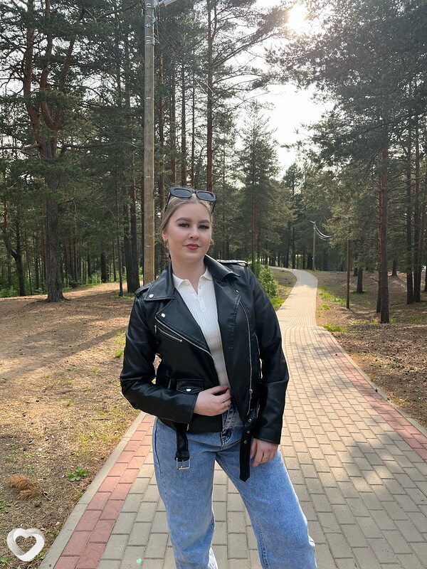 Регина, 21, Сочи — анкета №2117766