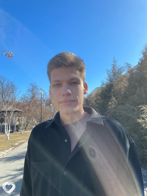 Максим, 22, Саратове — анкета №2118170